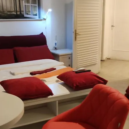 Bed & Breakfast Tarsia *