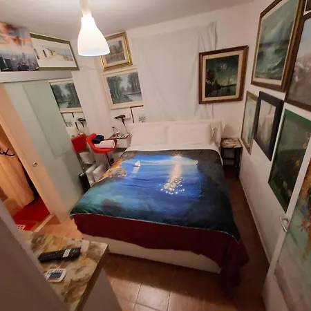 Tarsia Bed & Breakfast Acilia